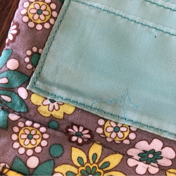 Vera Bradley Lemon Parfait Tiny Traveler Crossbody - Picture 5 of 14